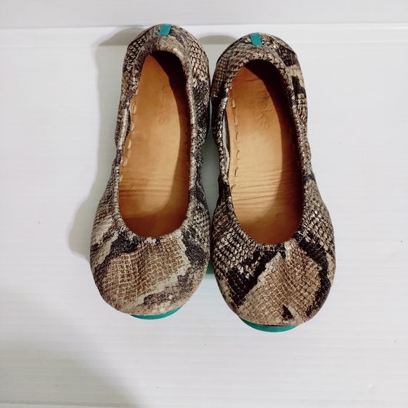 Rare Copperhead Snake Tieks, Size 7 - Picture 2 of 11